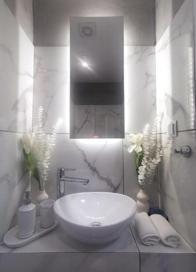 Apartament Lindy V Ateny Zewnętrze zdjęcie