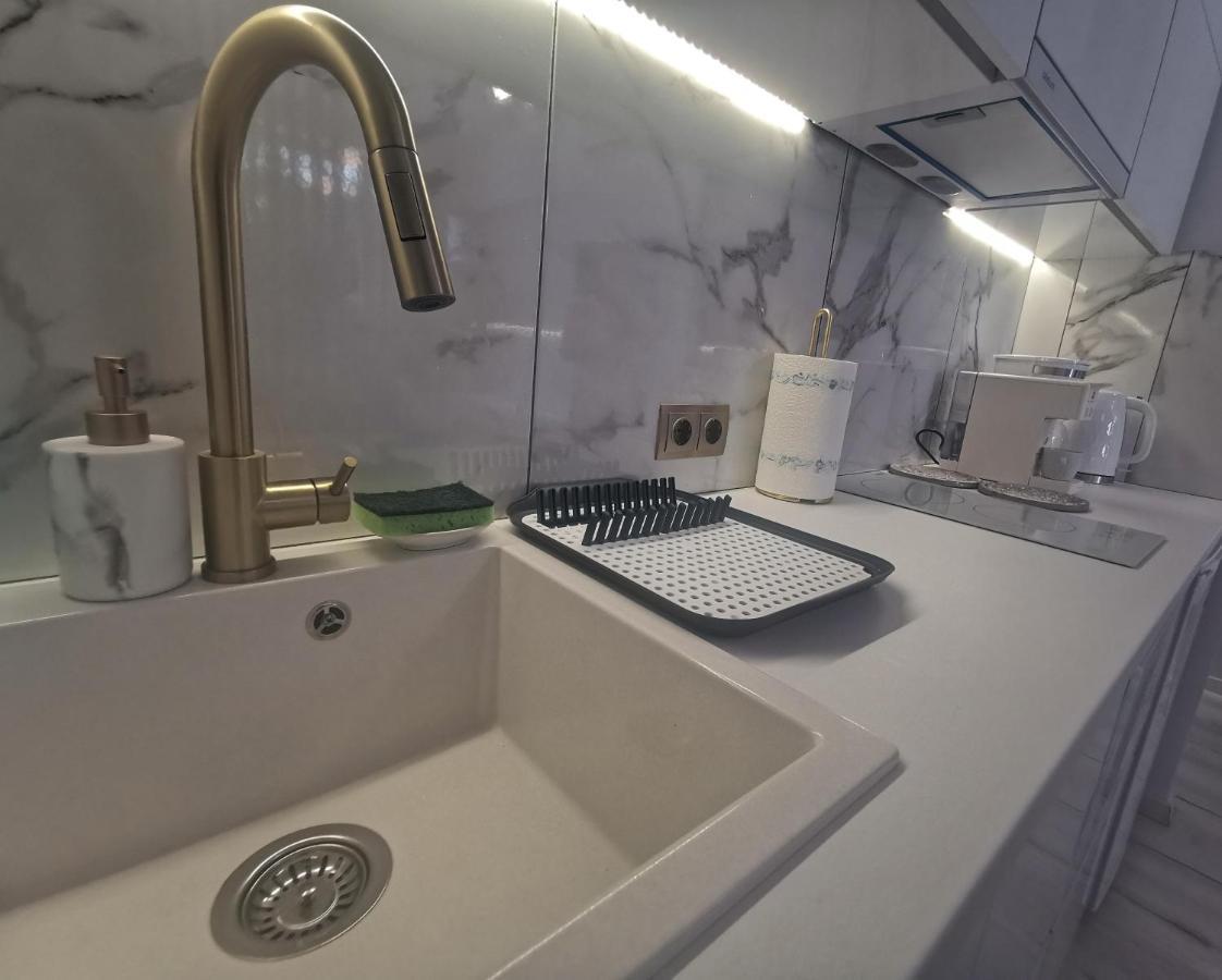 Apartament Lindy V Ateny Zewnętrze zdjęcie